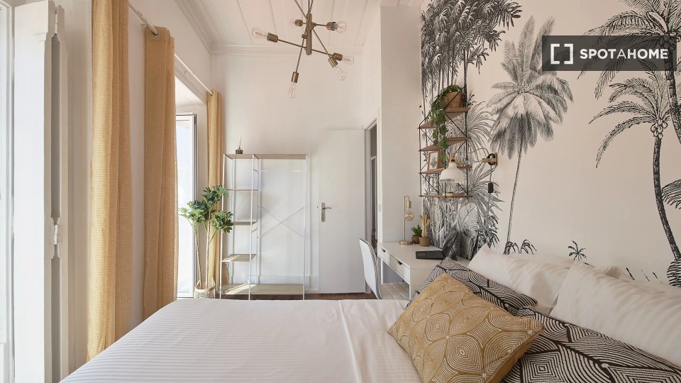 Double room Lisbon, 13 beds — photo 12