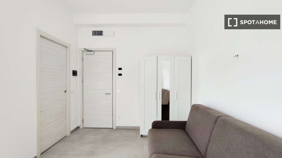 Apartment mono Milan — photo 17