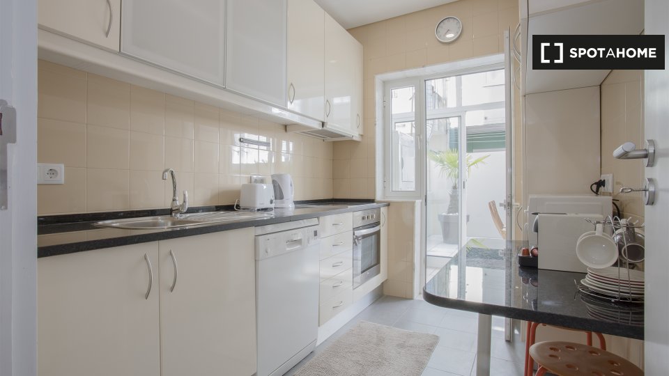 Apartment Porto, 2 beds, 115m² — photo 8