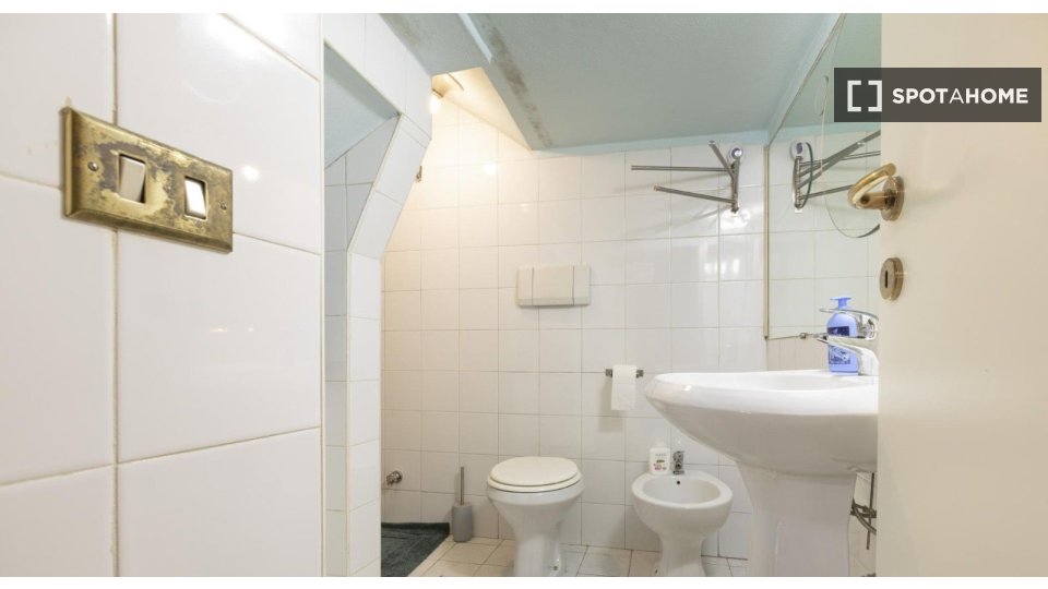 Apartment Milan, 2 beds, 68m² — photo 5