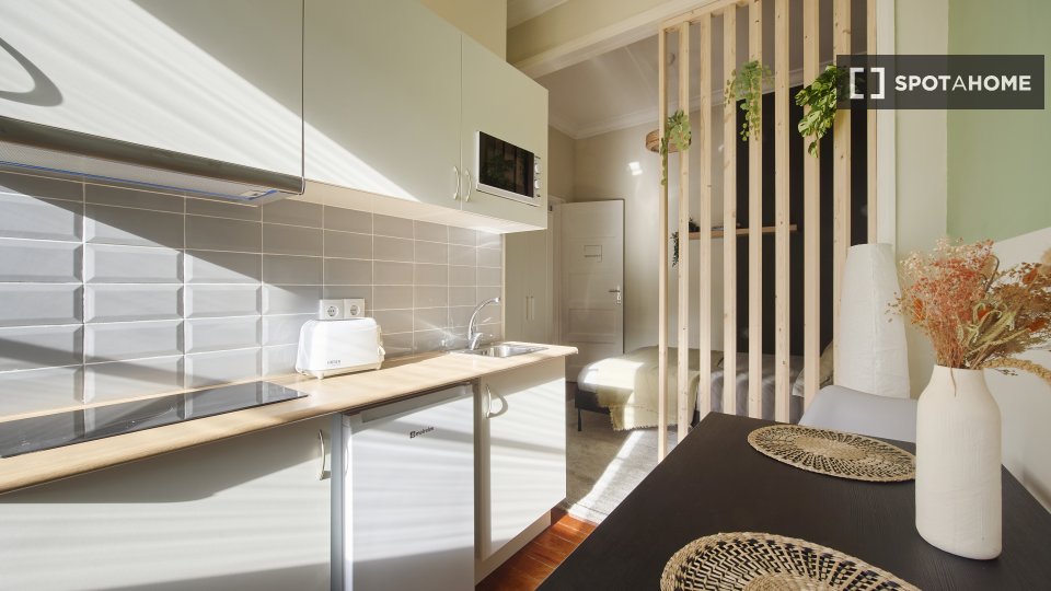 Apartment mono Lisbon — photo 13