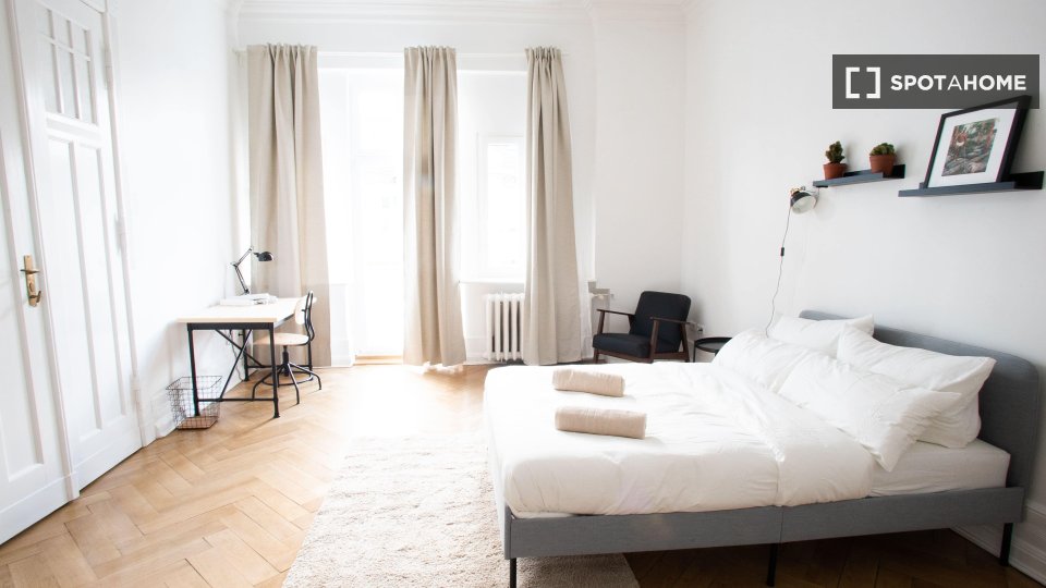 Double room Berlin, 4 beds, 111m² — photo 9
