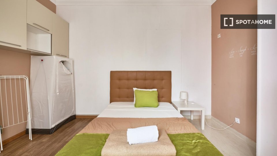 Double room Lisbon, 20 beds — photo 29