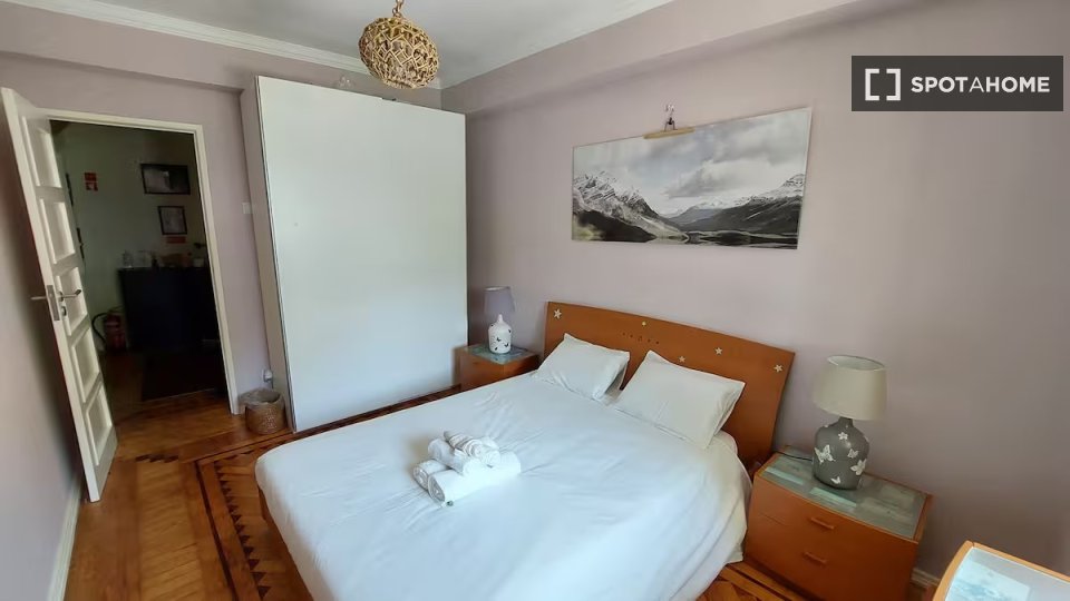Apartment Lisbon, 2 beds, 78m² — photo 7