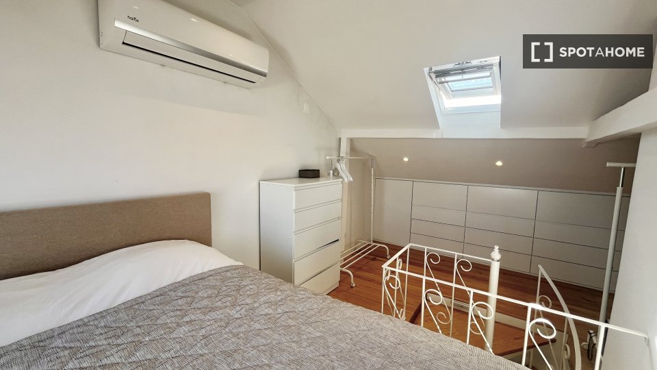 Apartment Lisbon, 1 bed, 72m² — photo 14