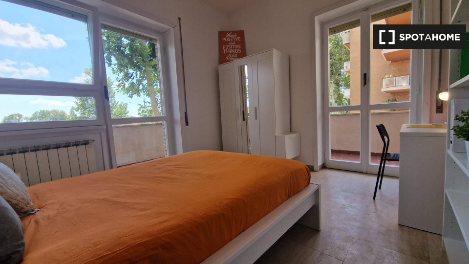 Double room Rome, 6 beds — photo 19