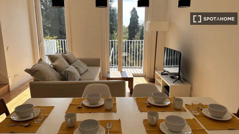 Apartment Lisbon, 1 bed, 80m² — photo 13