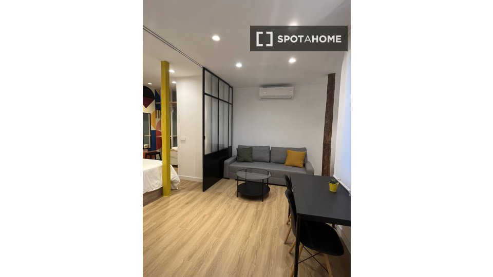 Apartment Madrid, 1 bed, 35m² — photo 13