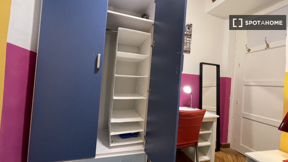 Double room Madrid, 6 beds, 300m² — photo 24