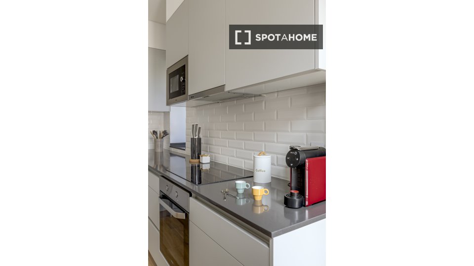 Apartment Lisbon, 1 bed — photo 7