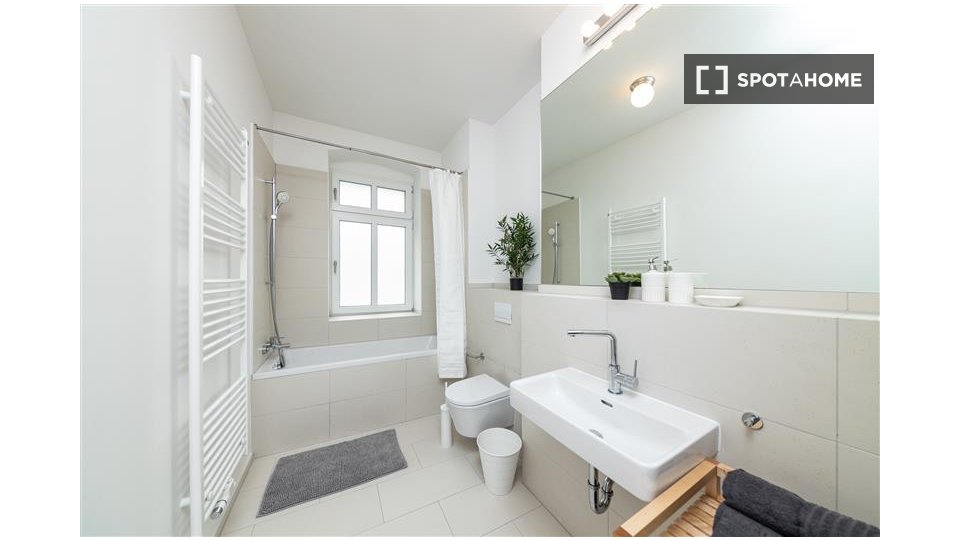 Apartment Berlin, 2 beds, 71m² — photo 10