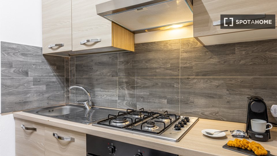 Apartment Milan, 1 bed, 43m² — photo 13