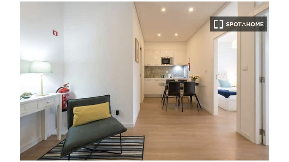 Apartment Porto, 2 beds, 47m² — photo 2