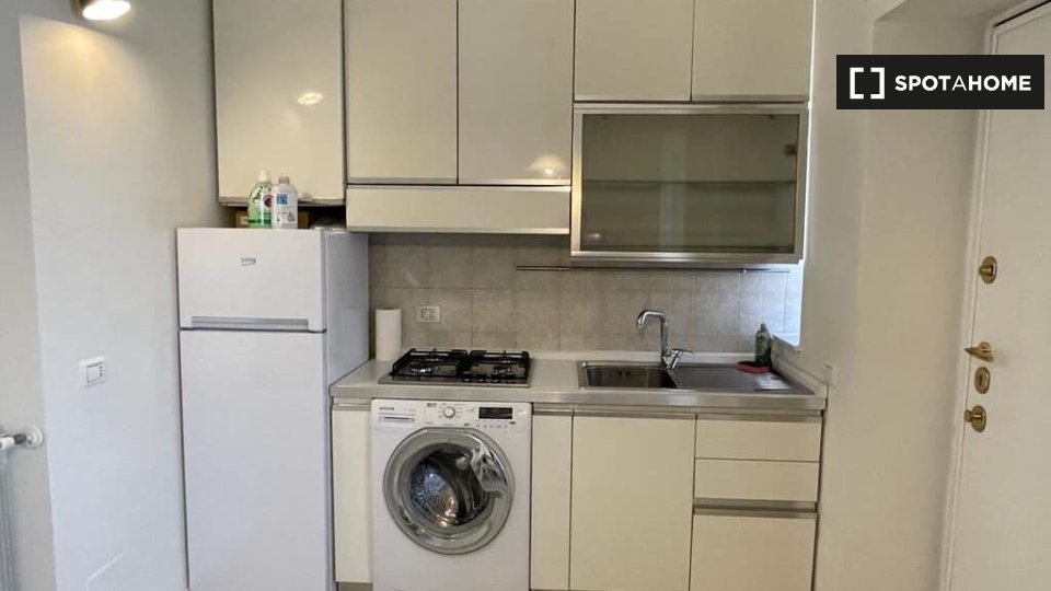 Apartment Milan, 1 bed, 45m² — photo 3