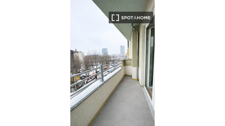 Apartment Berlin, 2 beds, 68m² — photo 3