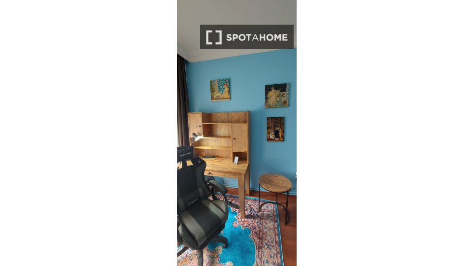 Double room Istanbul, 3 beds, 80m² — photo 18