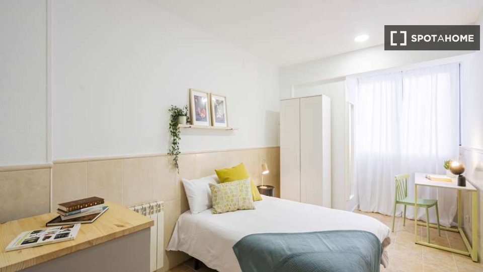 Double room Madrid, 25 beds — photo 4