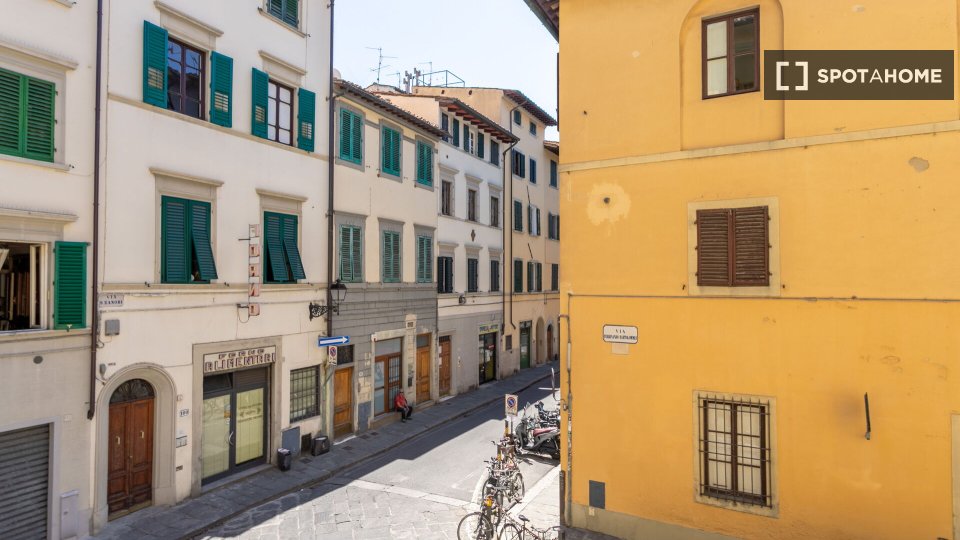 Apartment Florence, 2 beds, 98m² — photo 1