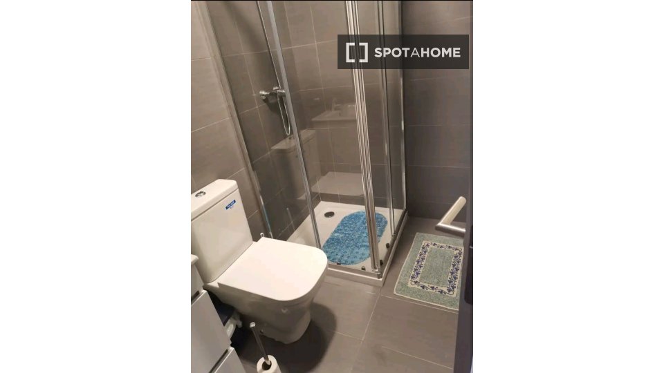 Double room Porto, 3 beds — photo 1