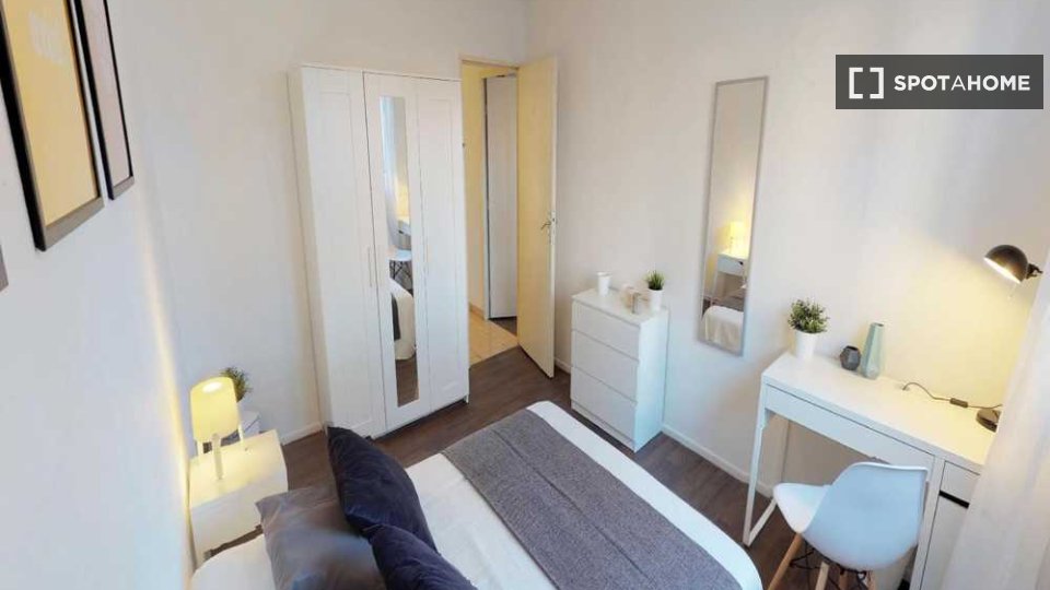 Double room Lille, 4 beds, 70m² — photo 21