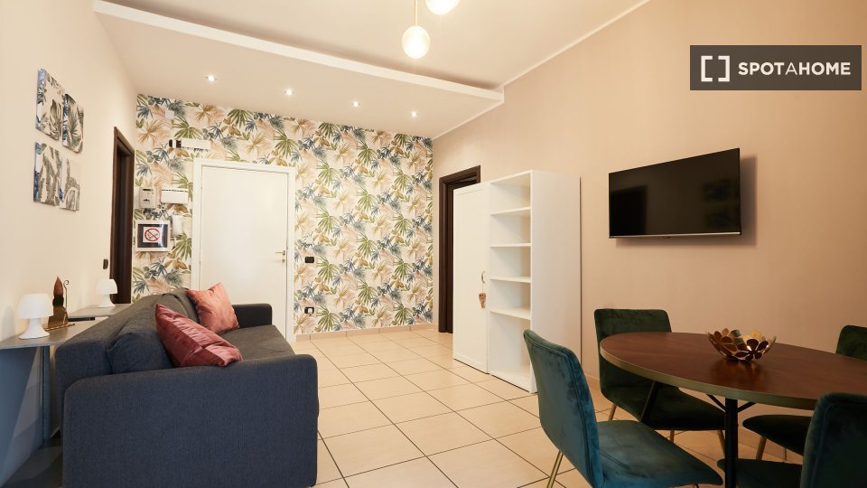 Appartamento con 1 camera da letto in affitto a San Lorenzo, Napoli - a Napoli