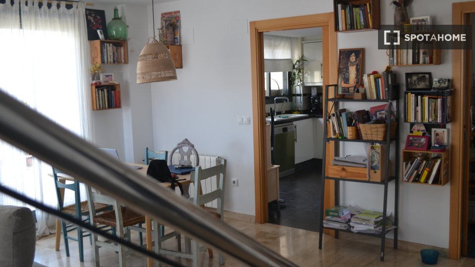 Apartment Valencia, 2 beds — photo 4