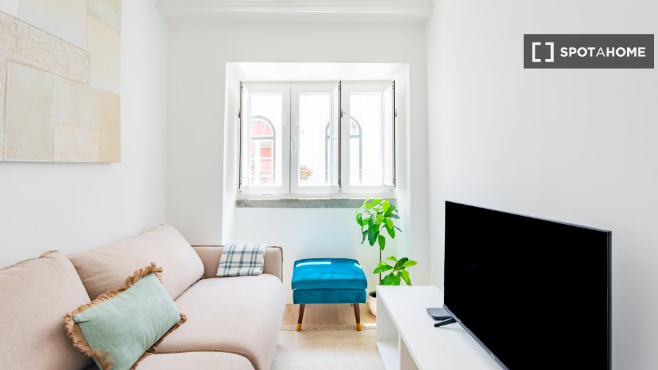 Apartment Lisbon, 2 beds — photo 14