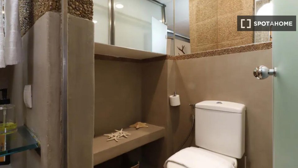 Apartment Madrid, 2 beds — photo 17