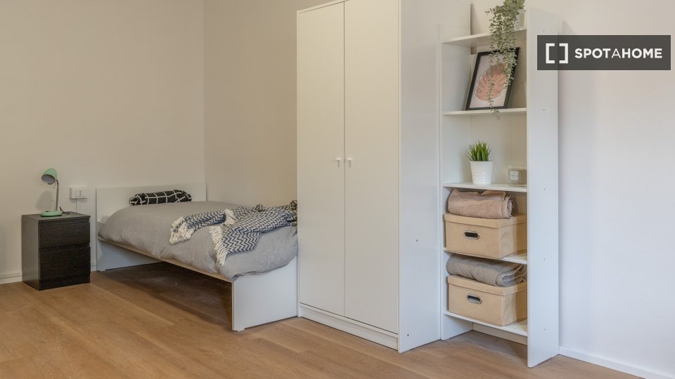 Double room Trento, 6 beds, 122m² — photo 2