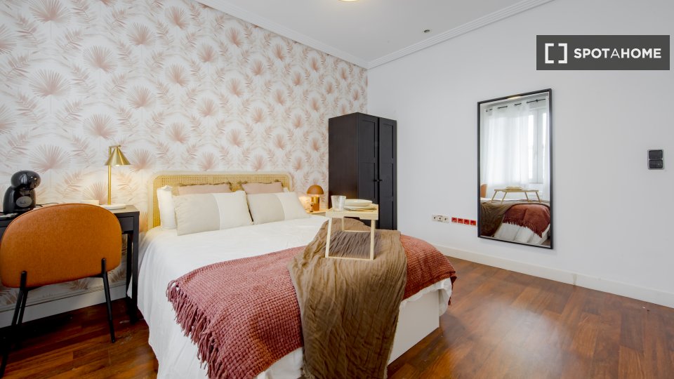 Double room Madrid, 8 beds — photo 11