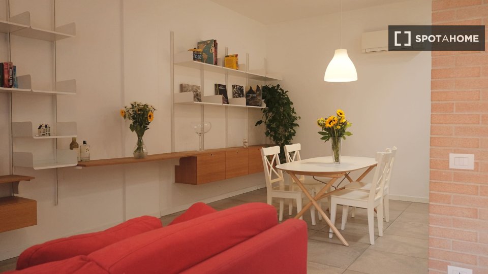 Apartment Milan, 1 bed, 70m² — photo 13
