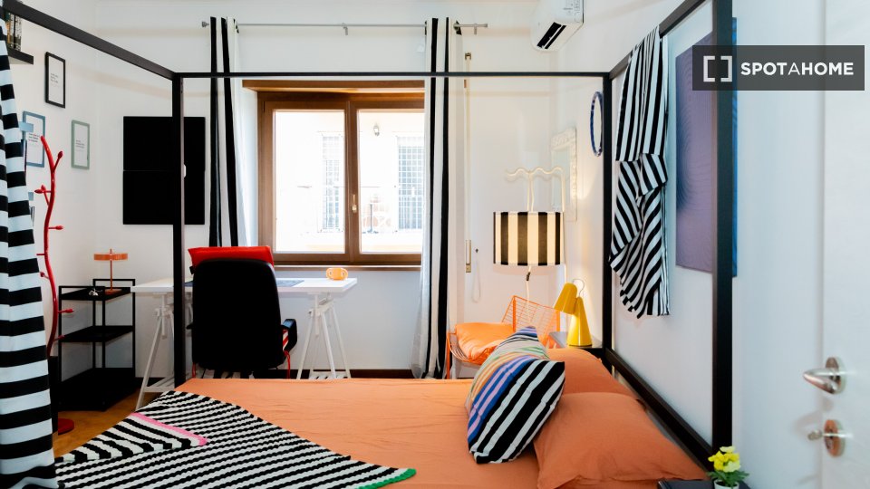 Double room Rome, 5 beds — photo 1