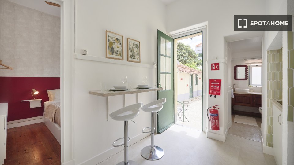 Apartment Lisbon, 2 beds — photo 4