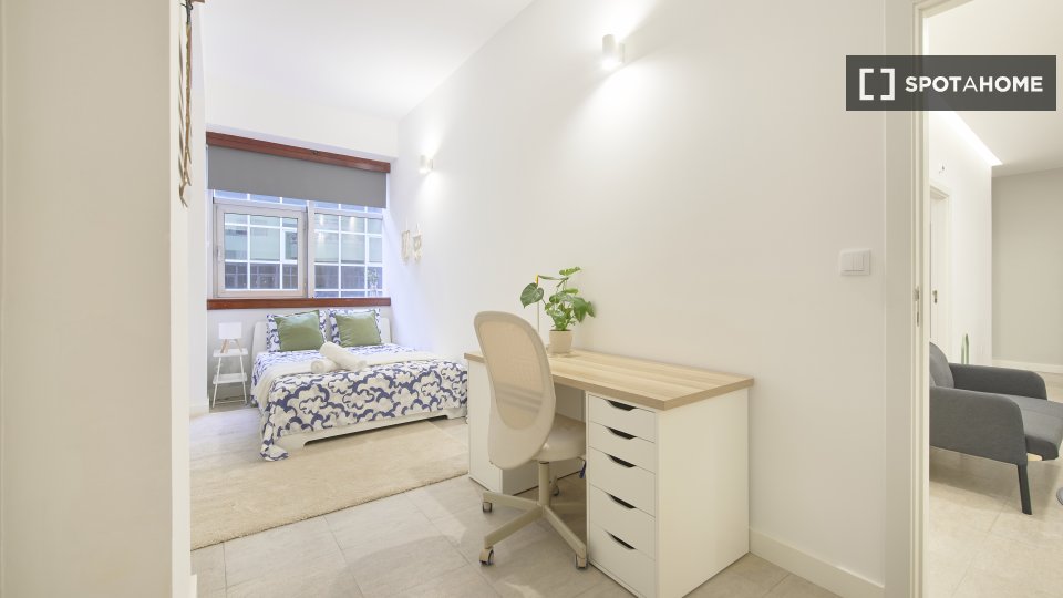 Double room Lisbon, 9 beds — photo 9
