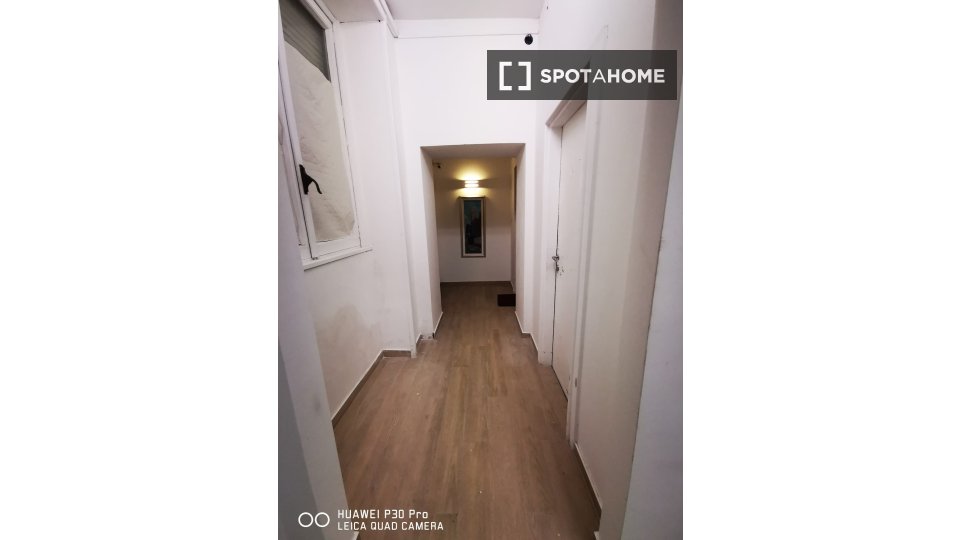 Appartamento con 1 camera da letto in affitto a Nomentano, Roma - en Roma