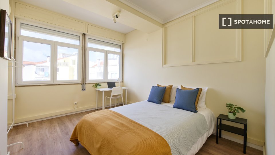 Double room Lisbon, 9 beds, 160m² — photo 55