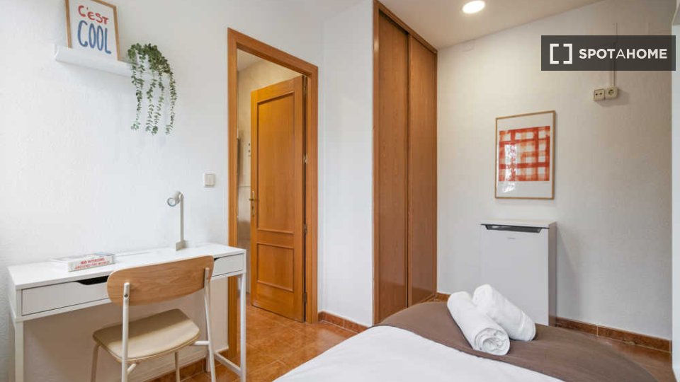 Chambre double Madrid, 34 chambres — photo 13