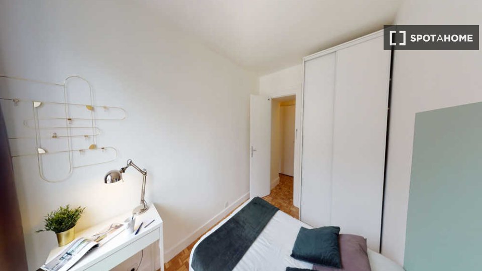 Double room Paris, 4 beds, 80m² — photo 37