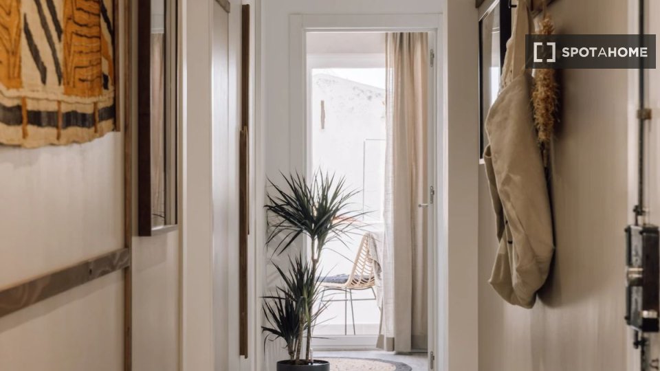 Apartment Lisbon, 2 beds — photo 11