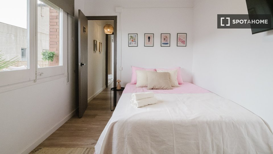 Double room Barcelona, 8 beds, 220m² — photo 52