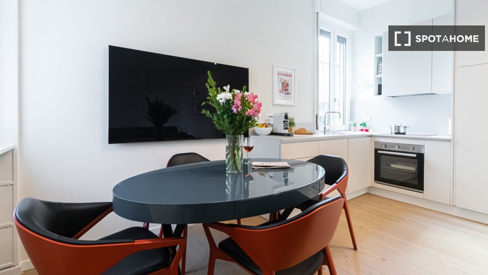 Apartment Milan, 1 bed, 70m² — photo 8