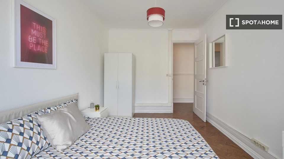 Double room Lisbon, 8 beds — photo 3