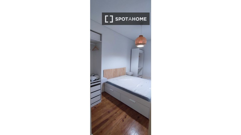 Apartment Porto, 2 beds, 100m² — photo 10