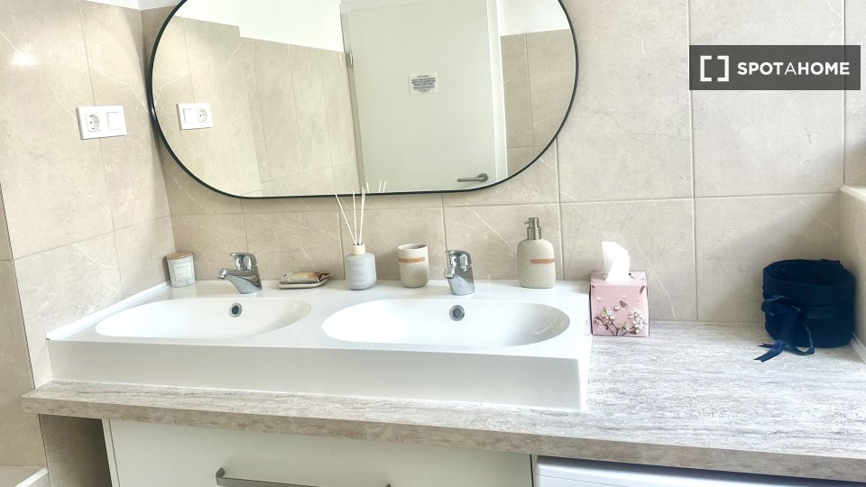 Apartment Ljubljana, 3 beds, 85m² — photo 11