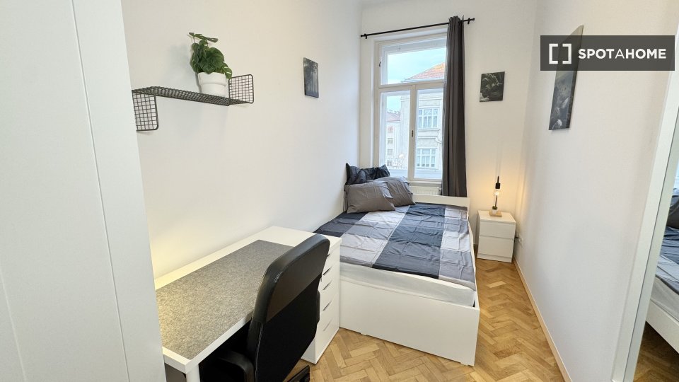 Double room Vienna, 5 beds — photo 15