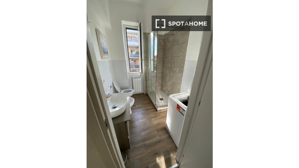 Double room Rome, 2 beds, 75m² — photo 10