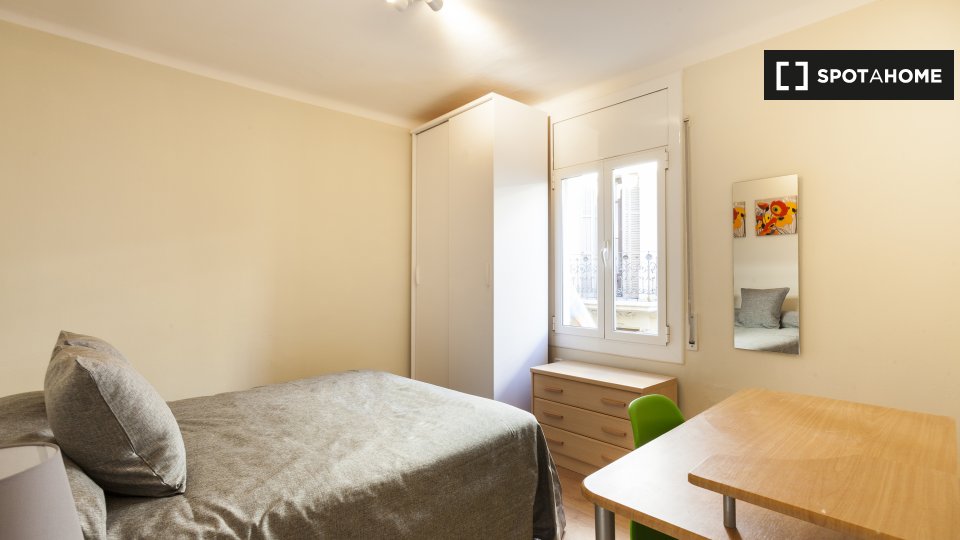 Apartment Barcelona, 2 beds, 50m² — photo 16