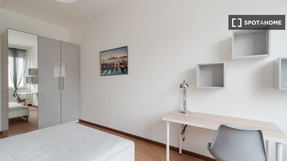 Double room Milan, 12 beds, 304m² — photo 10