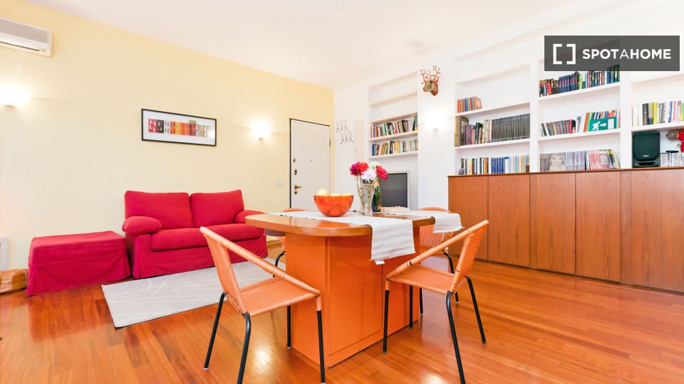 Apartment Milan, 1 bed, 65m² — photo 25