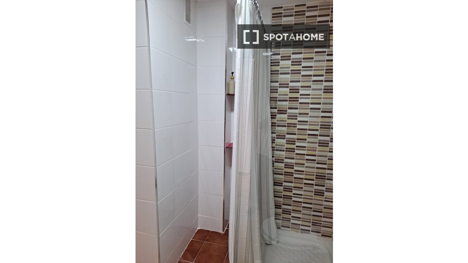 Apartment Valencia, 2 beds, 65m² — photo 14